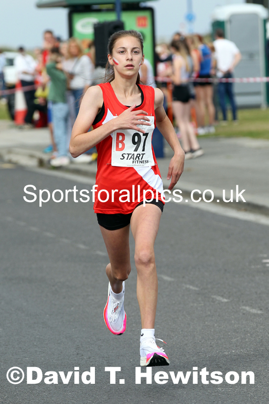 Girls under-15s 2021 Northern 6 and 4 Stage and Young Athletes Road Relays, Redcar. Photo: David T. Hewitson/Sports for All Pics